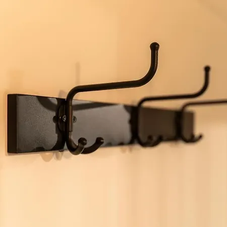 Apartment Luminous And Calm 2 Bedroom 7 Minutes To Metro In Koukaki Athens